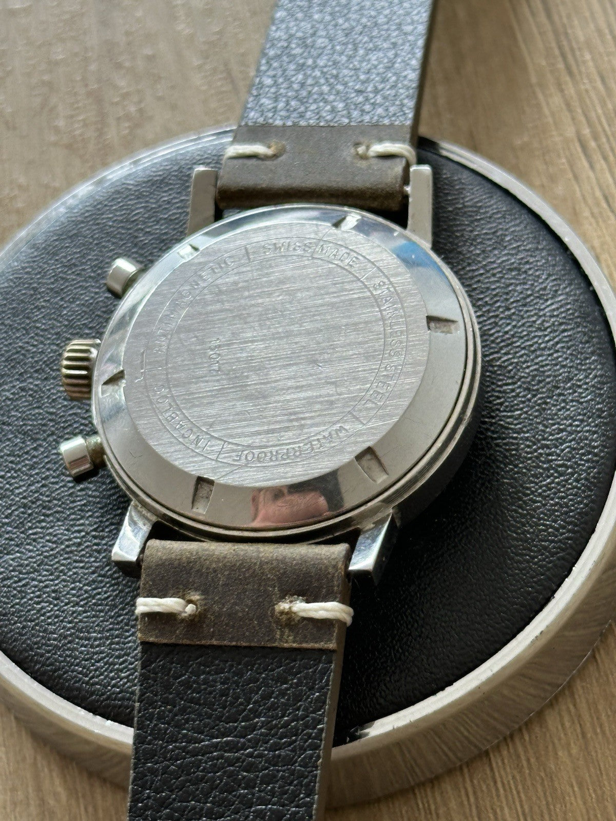Vintage Avia Mens Reverse Panda Chronograph Watch - Landeron 149 - Working
