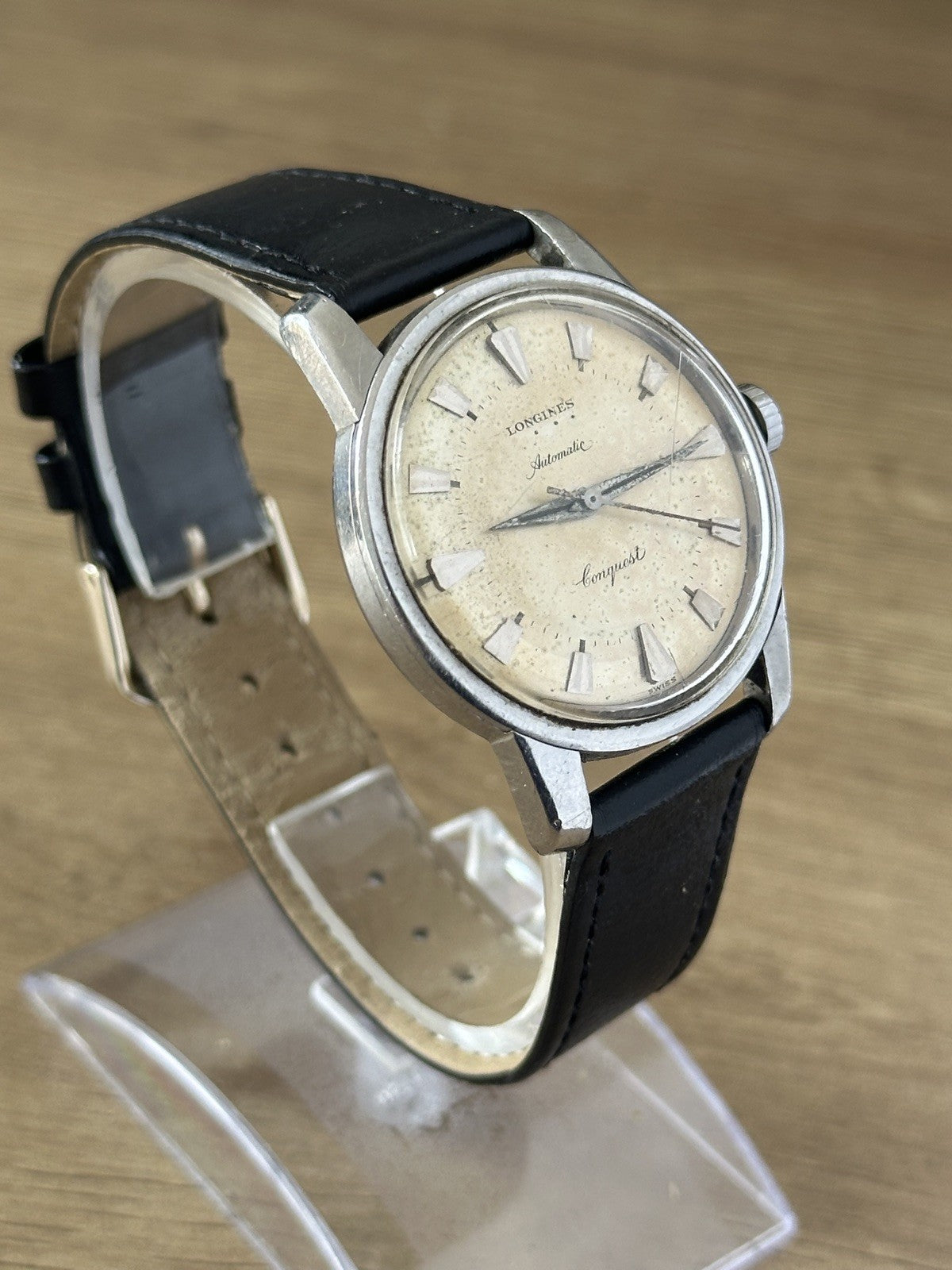 Vintage Longines Conquest Automatic Mens Watch - Running
