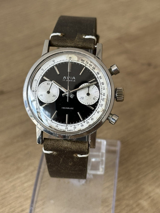 Vintage Avia Mens Reverse Panda Chronograph Watch -  Landeron 149 - Working