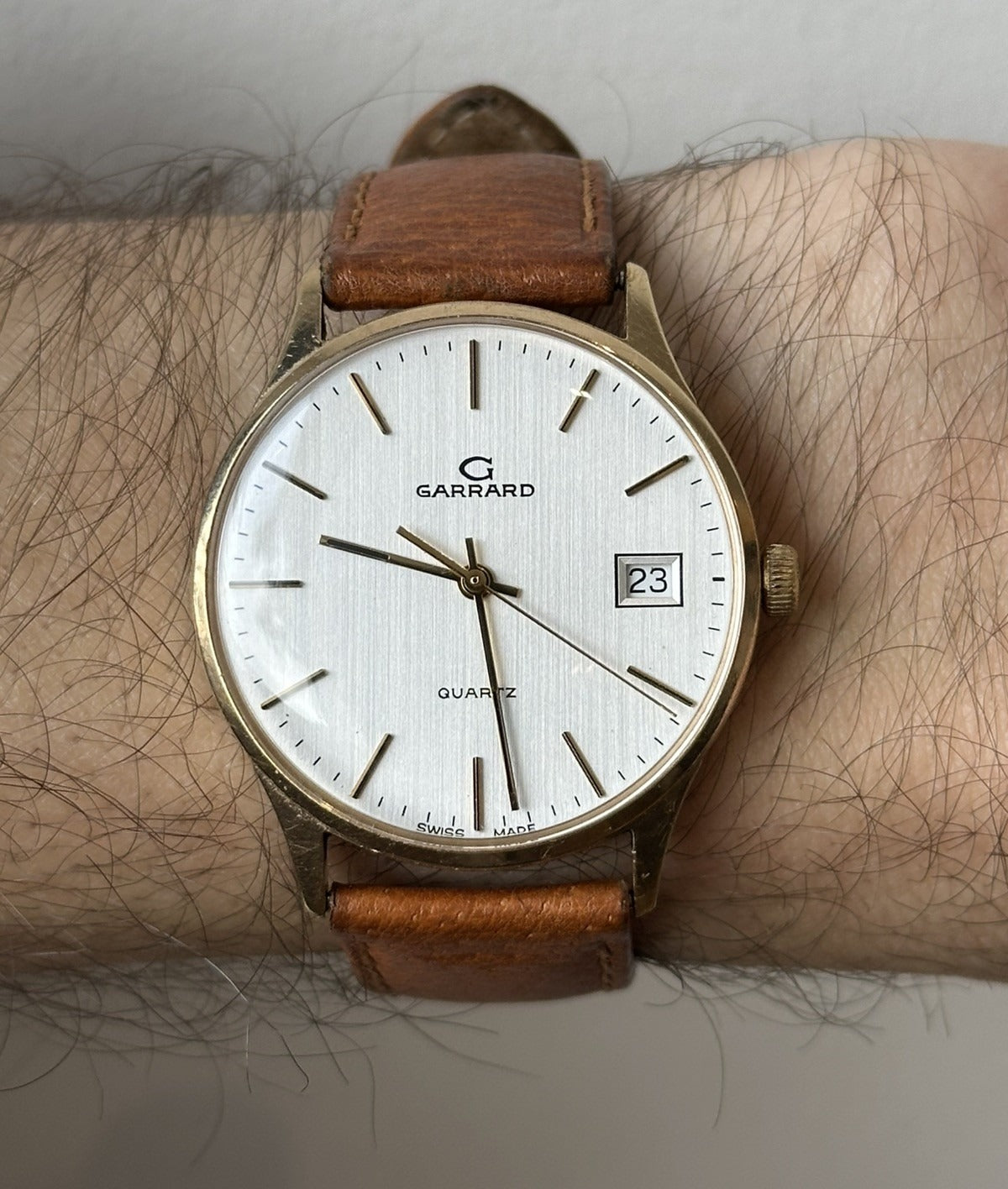 Vintage 9ct Gold Garrard Quartz Mens Watch