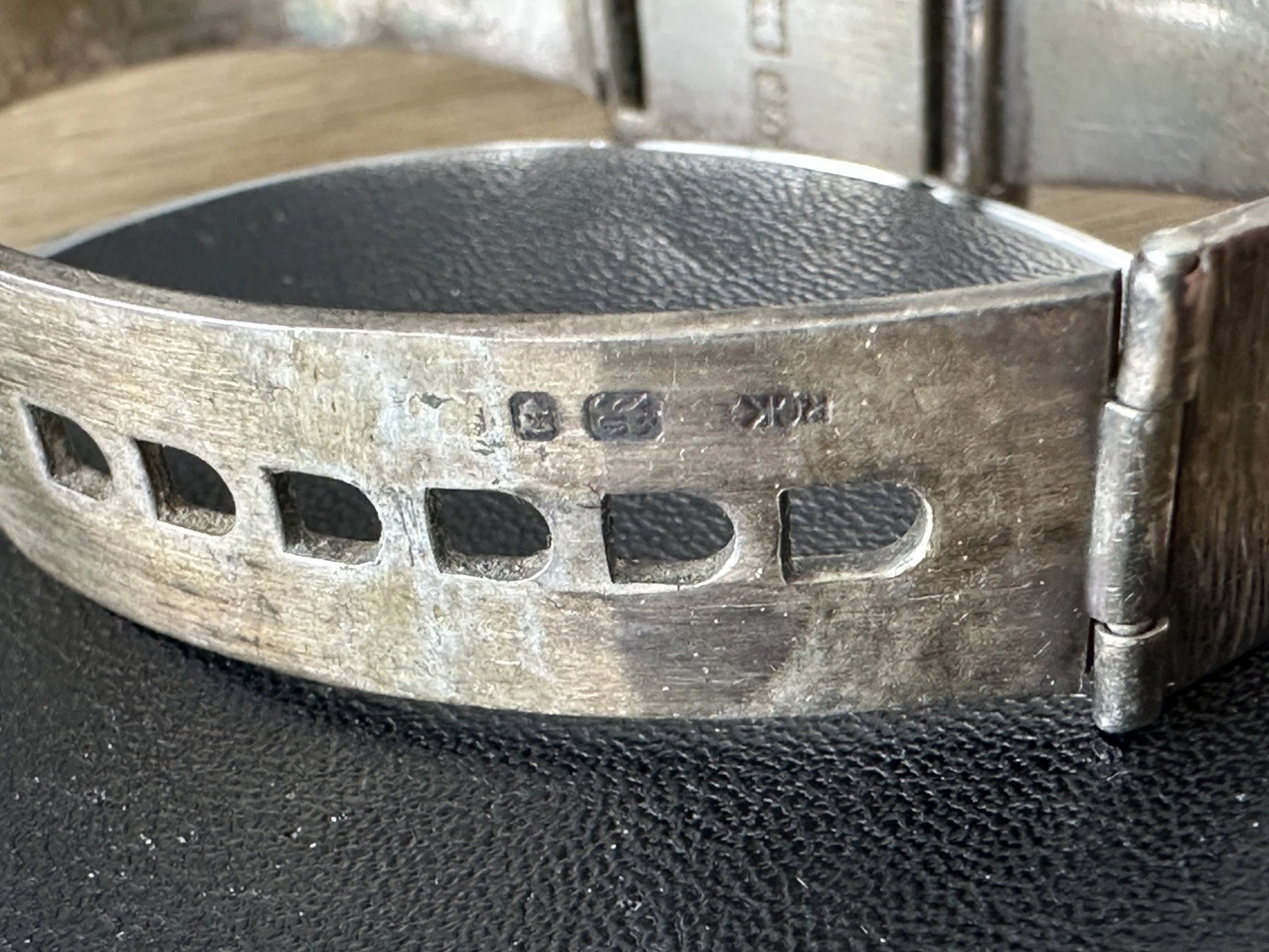 Vintage 1973 Sterling Silver Roy King Bark Texture Mens Bracelet Watch