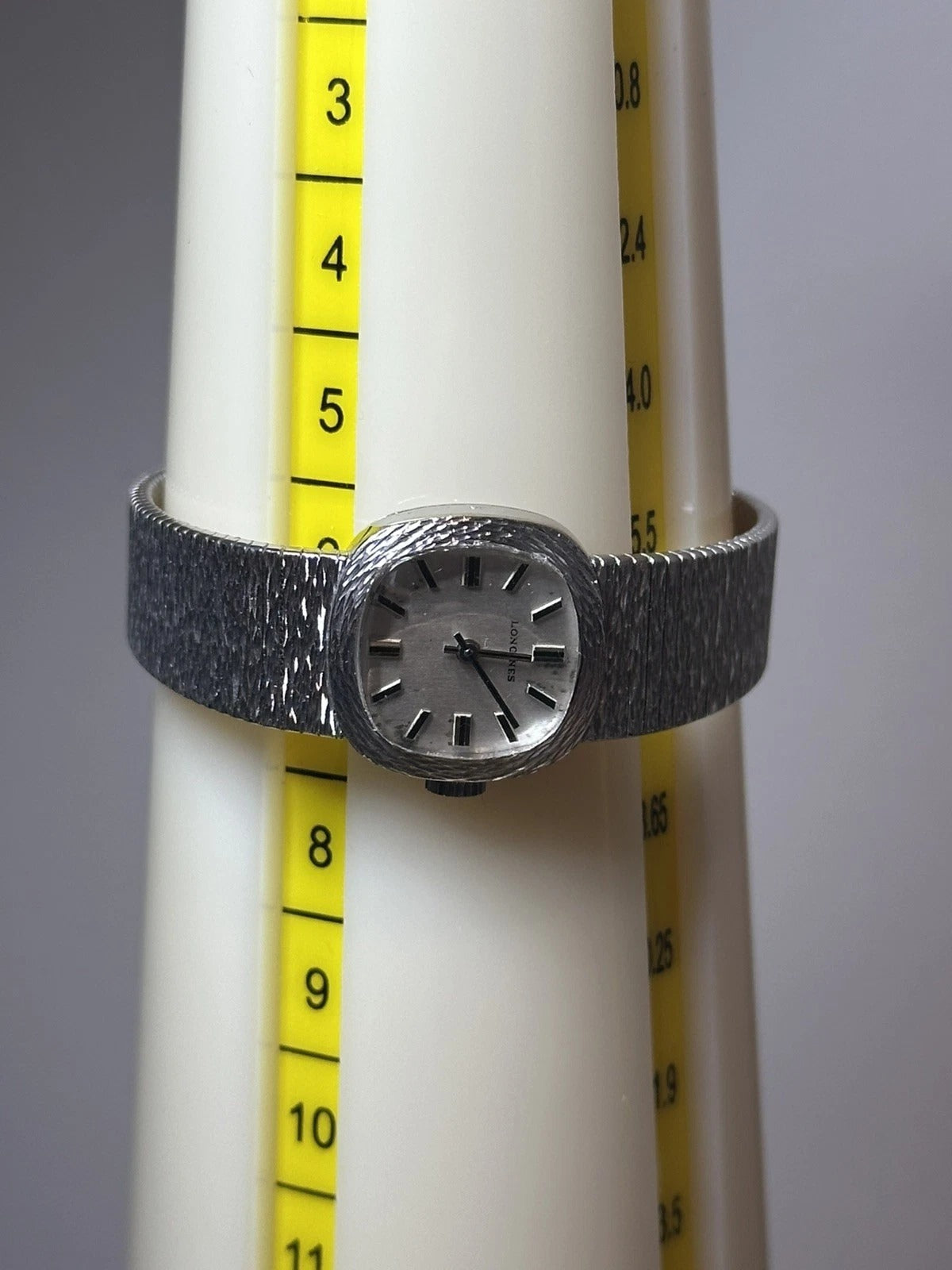 Vintage 9ct White Gold Bark Texture Longines Ladies Watch - Running - 33.47g